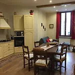Lovely Barra Di Ferro Centro Storico アパート クーネオ