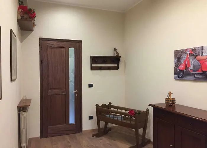 Апартаменты Lovely Barra Di Ferro Centro Storico Кунео